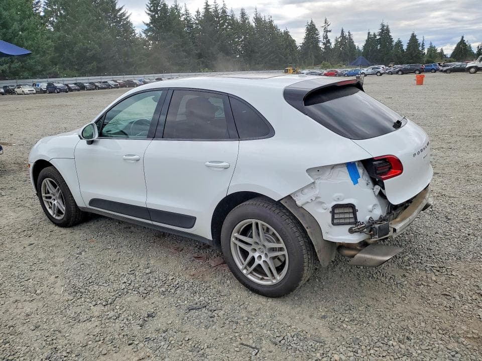 2018 PORSCHE MACAN 2