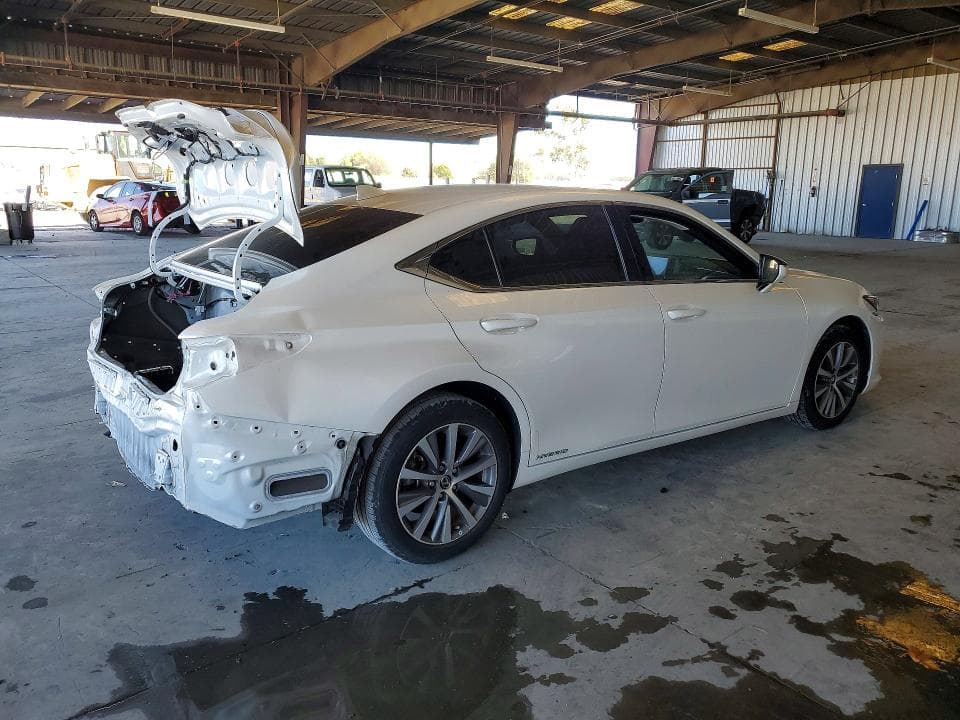2021 LEXUS ES 300H BASE 3
