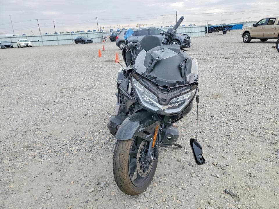2023 HONDA GL1800 D 2