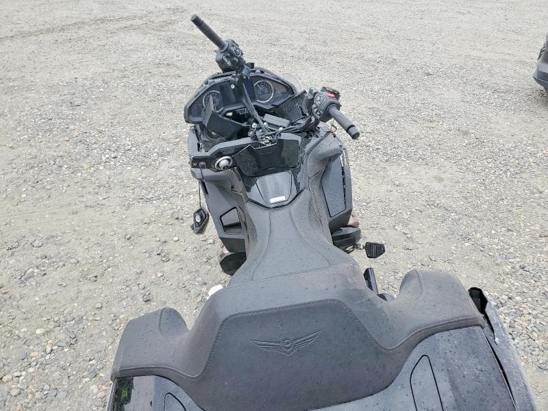 2023 HONDA GL1800 D 6