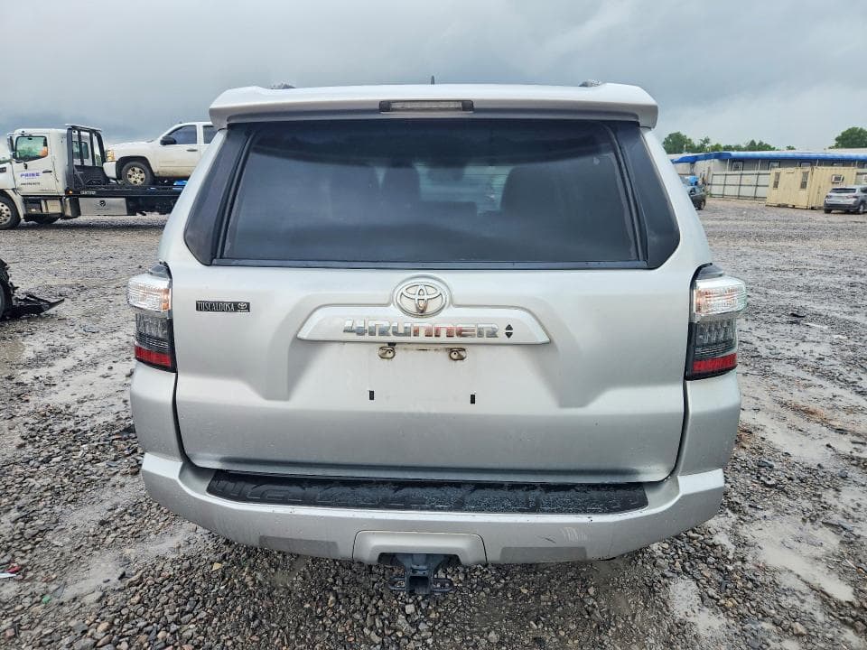 2020 TOYOTA 4RUNNER SR5 PREMIUM 6