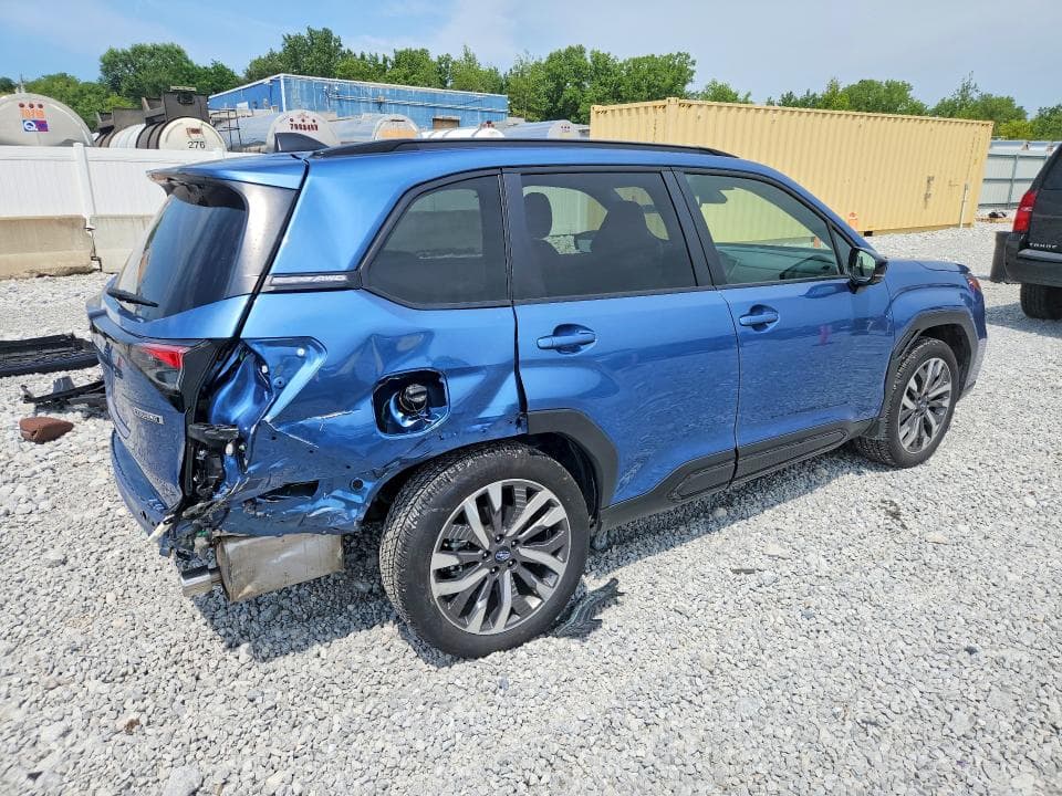 2025 SUBARU FORESTER TOURING 3