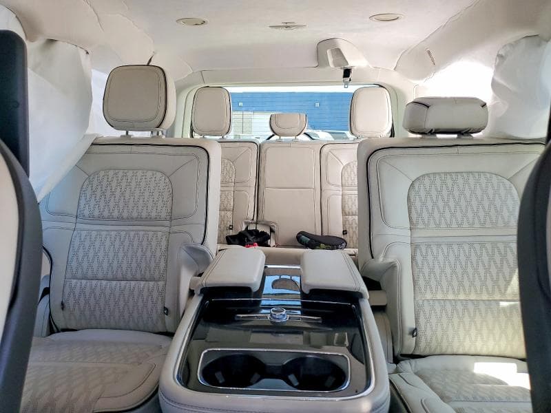 2018 LINCOLN NAVIGATOR BLACK LABEL 10