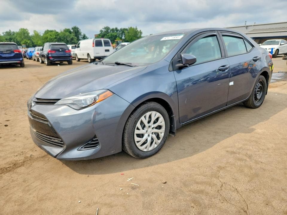 2017 TOYOTA COROLLA LE - 1