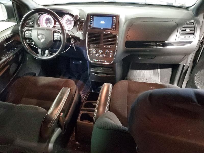 2018 DODGE GRAND CARAVAN SE 8