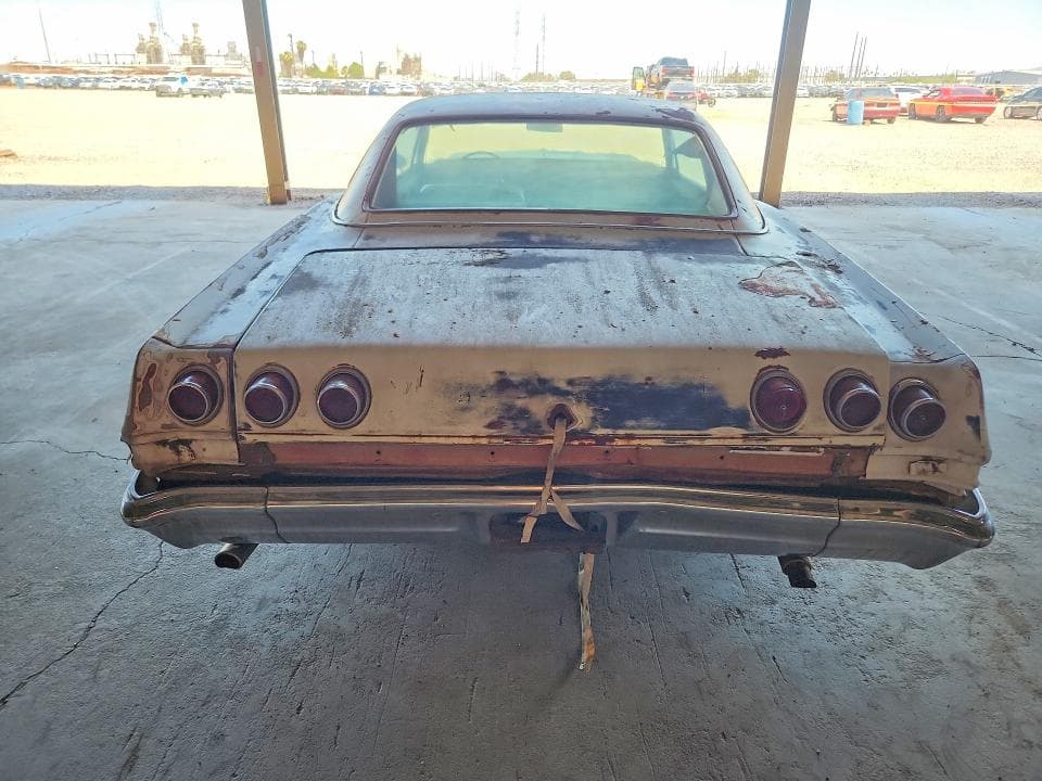 1965 CHEVROLET IMPALA 6