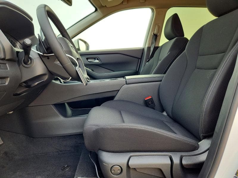 2026 NISSAN ROGUE S S 8