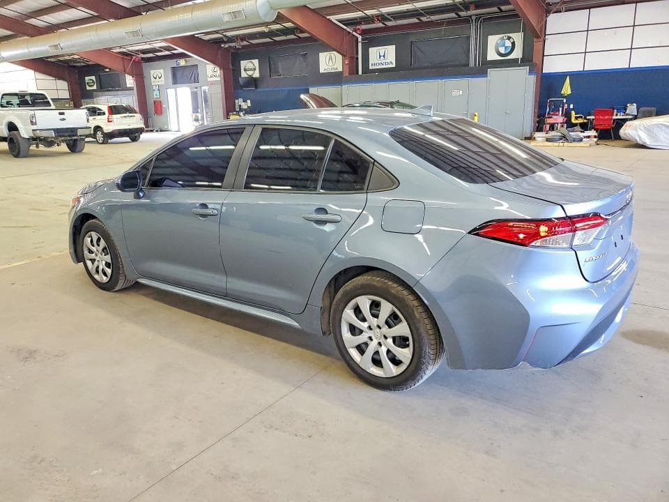 2022 TOYOTA COROLLA LE 2