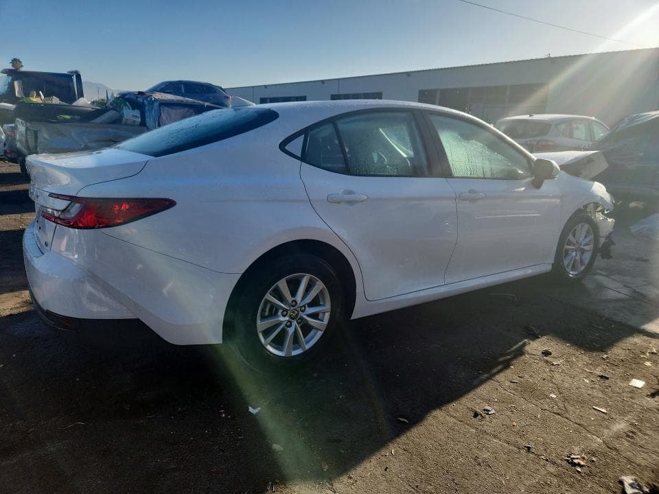 2026 TOYOTA CAMRY LE 3
