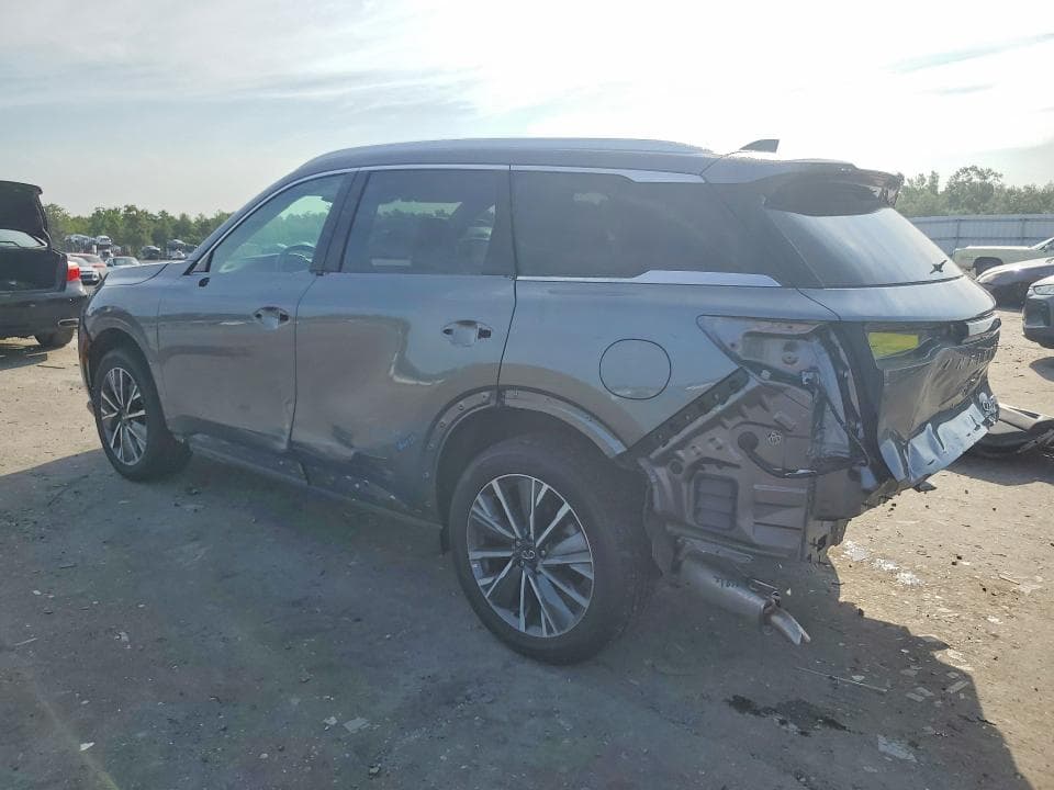 2026 INFINITI QX60 LUXE 2