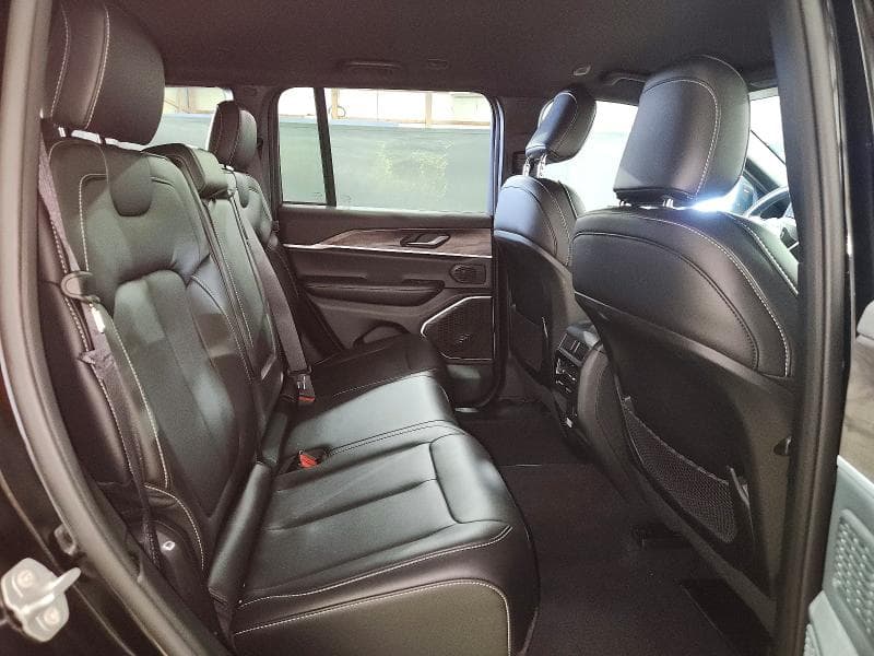 2026 JEEP GRAND CHEROKEE LIMITED 11