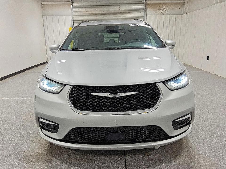 2022 CHRYSLER PACIFICA TOURING 5