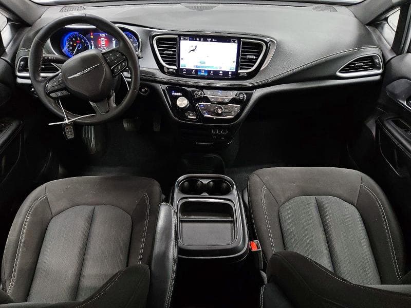 2022 CHRYSLER PACIFICA TOURING 8