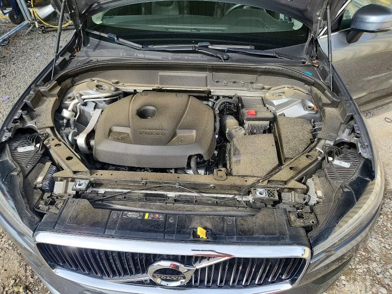 2021 VOLVO XC60 T5 MOMENTUM 12