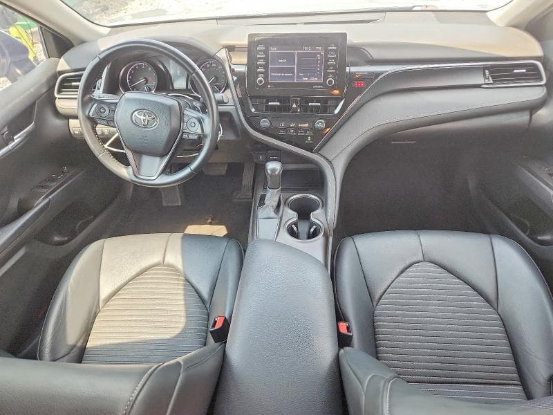 2021 TOYOTA CAMRY SE 8