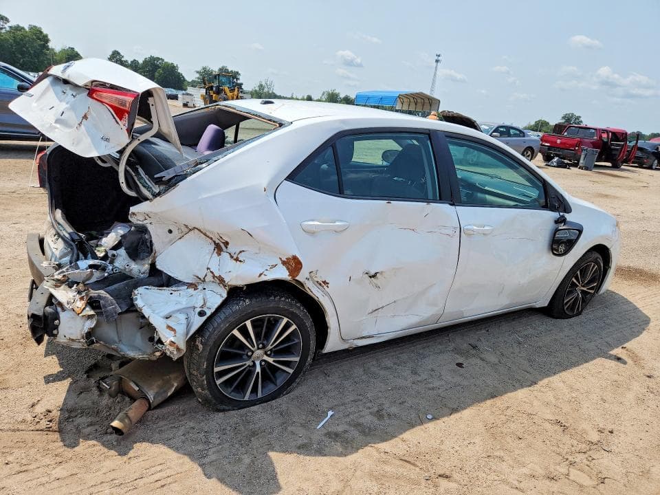 2017 TOYOTA COROLLA LE 3