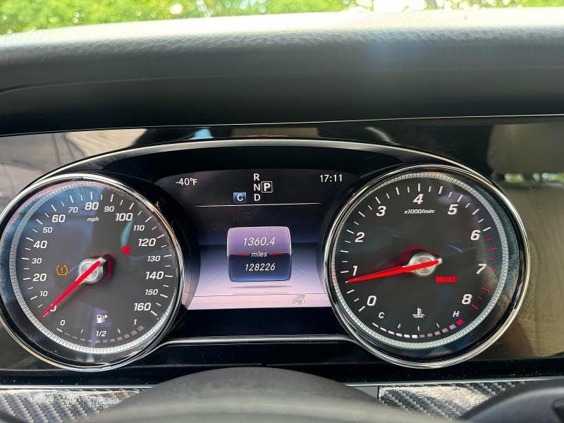 2017 MERCEDES-BENZ E 300 300 8