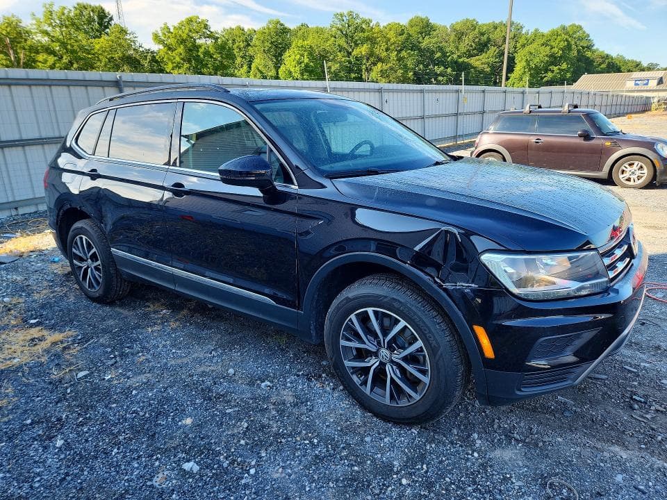 2020 VOLKSWAGEN TIGUAN SE 4