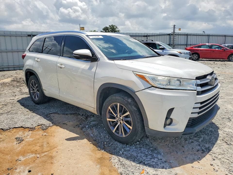 2017 TOYOTA HIGHLANDER XLE XLE 5