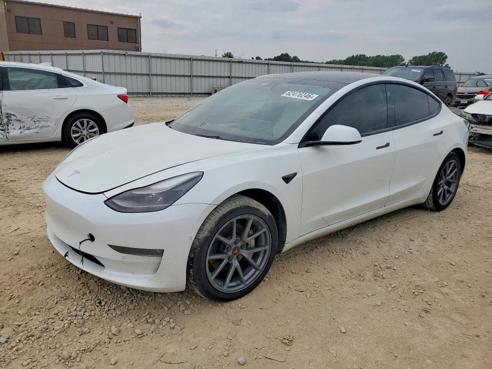 2022 TESLA MODEL 3 - 1
