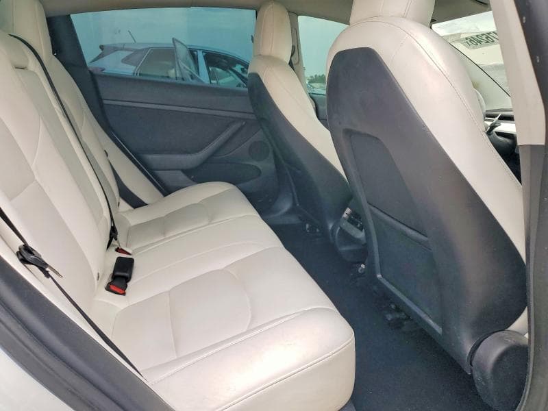 2022 TESLA MODEL 3 10