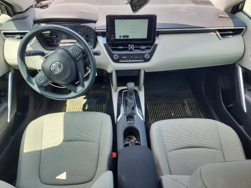 2024 TOYOTA COROLLA CROSS L L 8