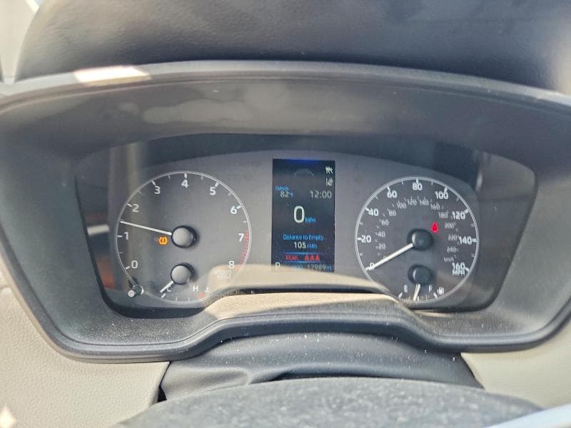 2024 TOYOTA COROLLA CROSS L L 9