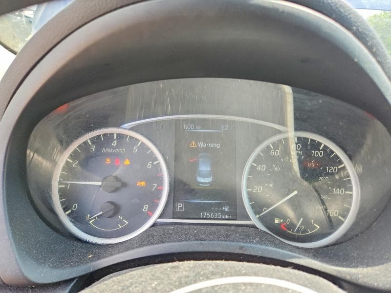 2017 NISSAN SENTRA S S 9