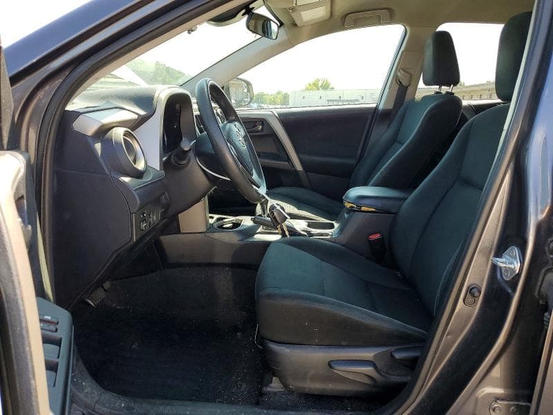 2017 TOYOTA RAV4 LE LE 7