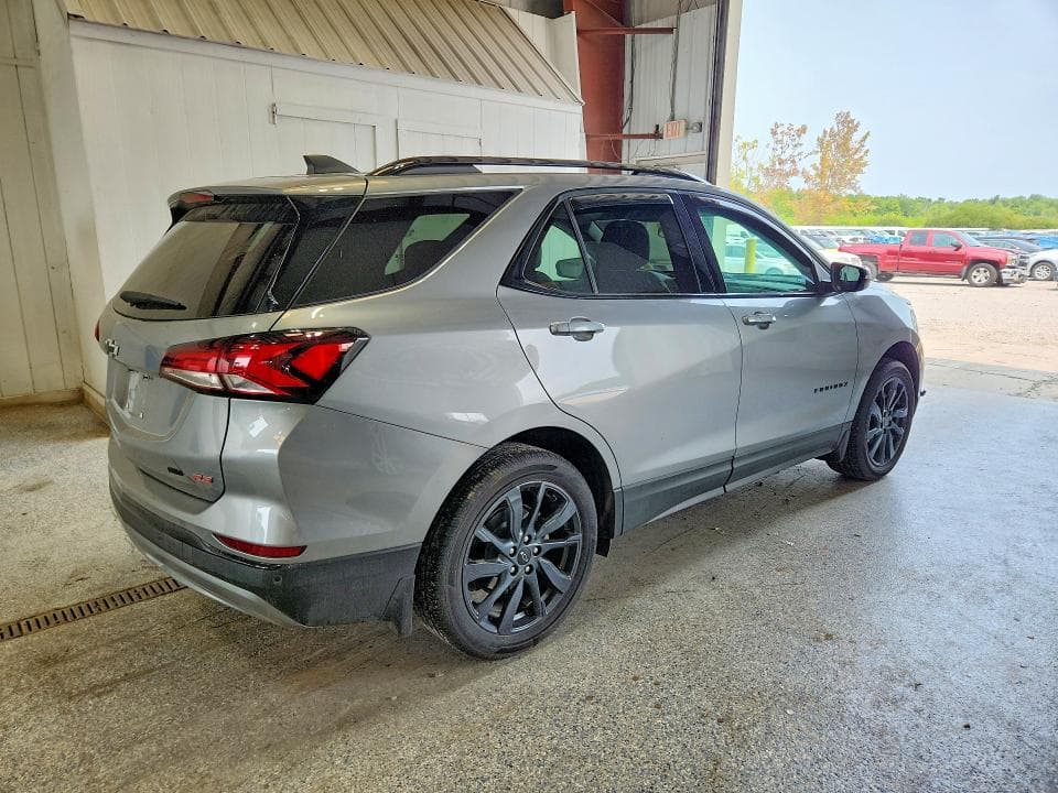 2024 CHEVROLET EQUINOX RS 3
