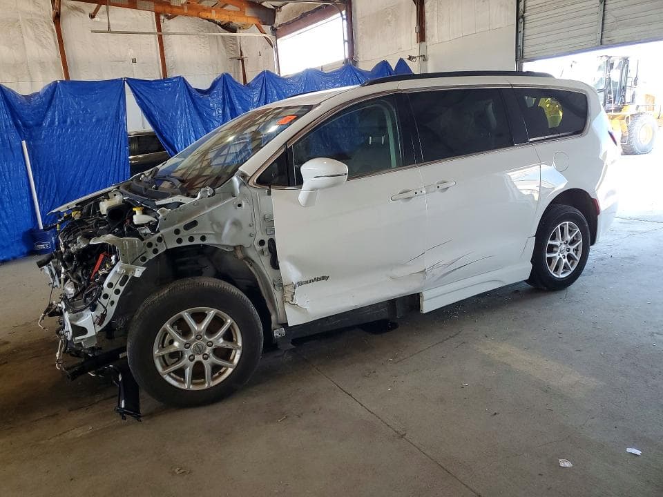 2022 CHRYSLER PACIFICA TOURING L - 1