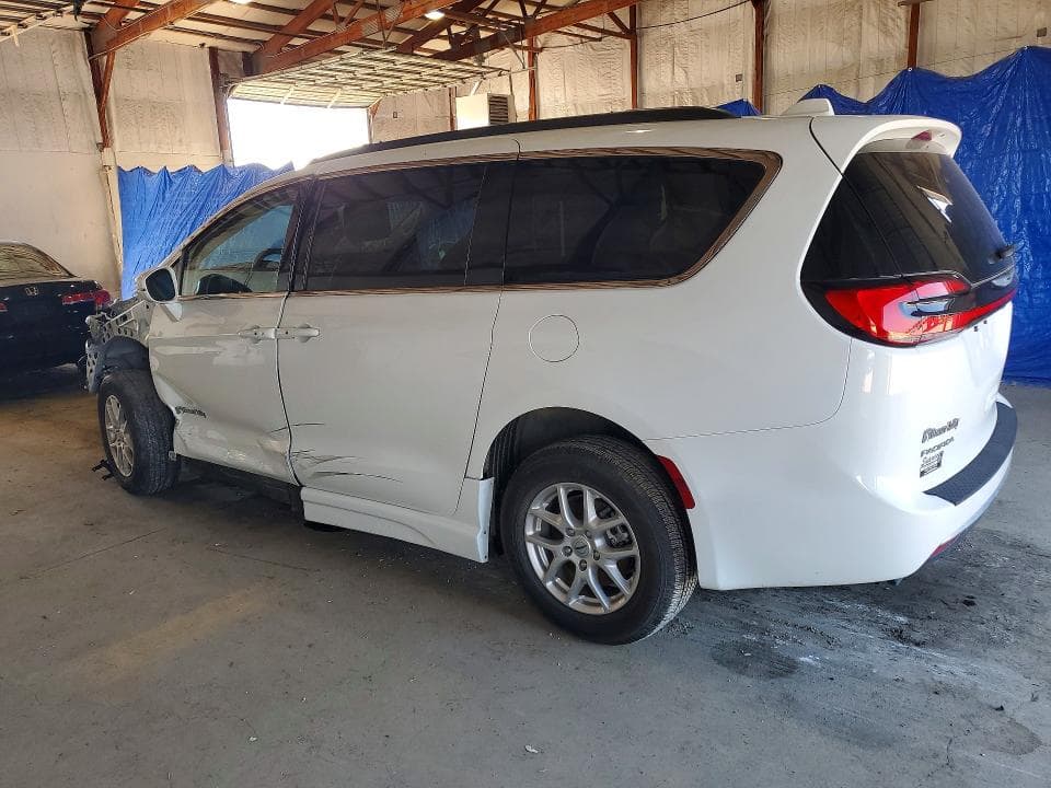 2022 CHRYSLER PACIFICA TOURING L 2