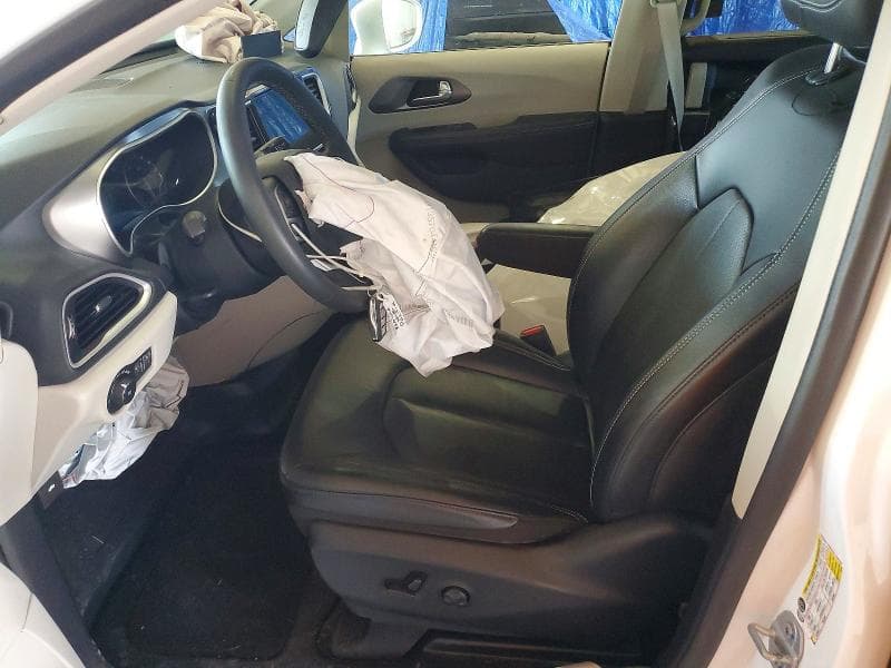 2022 CHRYSLER PACIFICA TOURING L 7