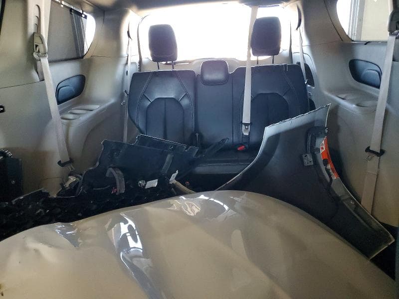 2022 CHRYSLER PACIFICA TOURING L 10