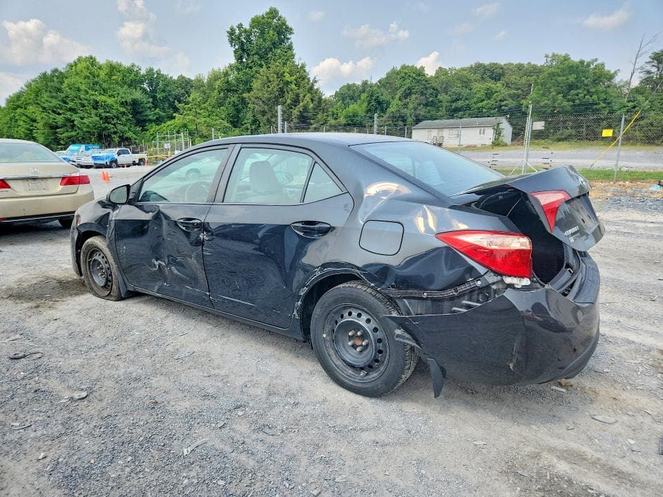 2018 TOYOTA COROLLA LE 2