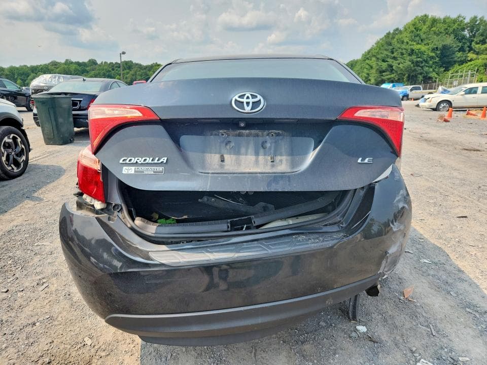 2018 TOYOTA COROLLA LE 6