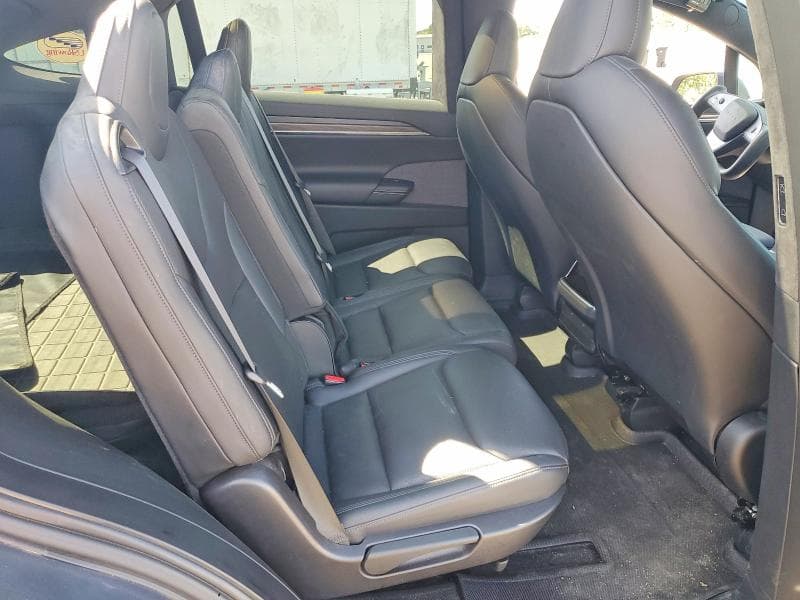 2022 TESLA MODEL X 11