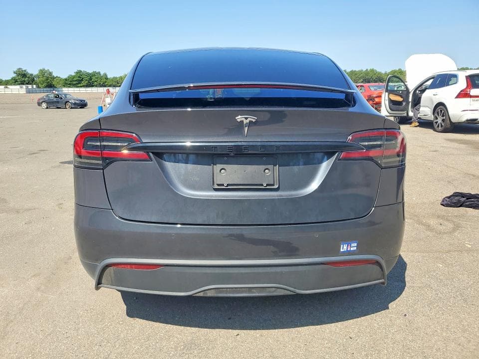 2022 TESLA MODEL X 6