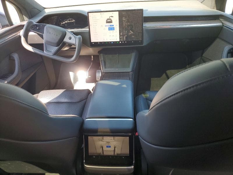 2022 TESLA MODEL X 8