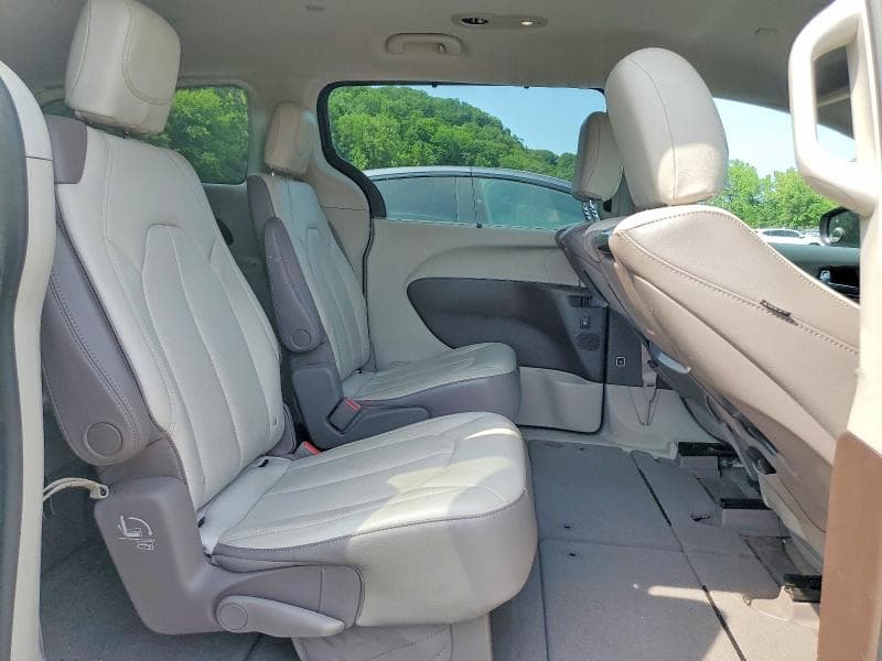 2018 CHRYSLER PACIFICA TOURING L PLUS 11