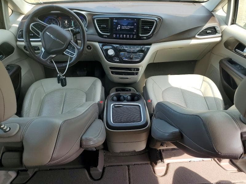 2018 CHRYSLER PACIFICA TOURING L PLUS 8