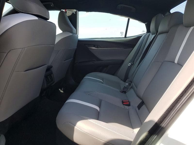 2025 TOYOTA CAMRY SE 10