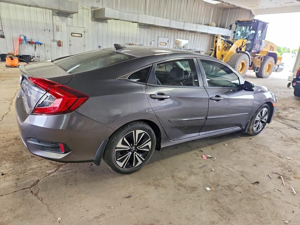 2018 HONDA CIVIC EXL 3