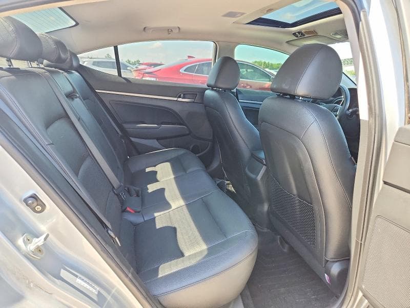 2017 HYUNDAI ELANTRA LIMITED 10