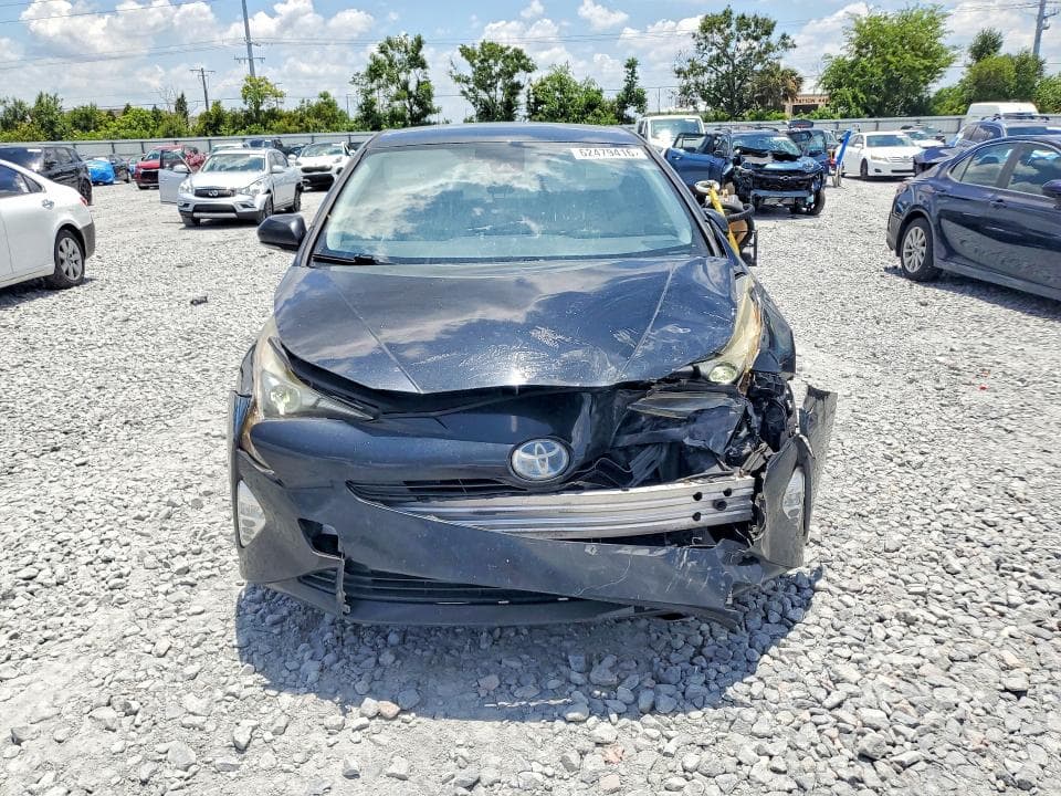 2017 TOYOTA PRIUS THREE TOURING 5