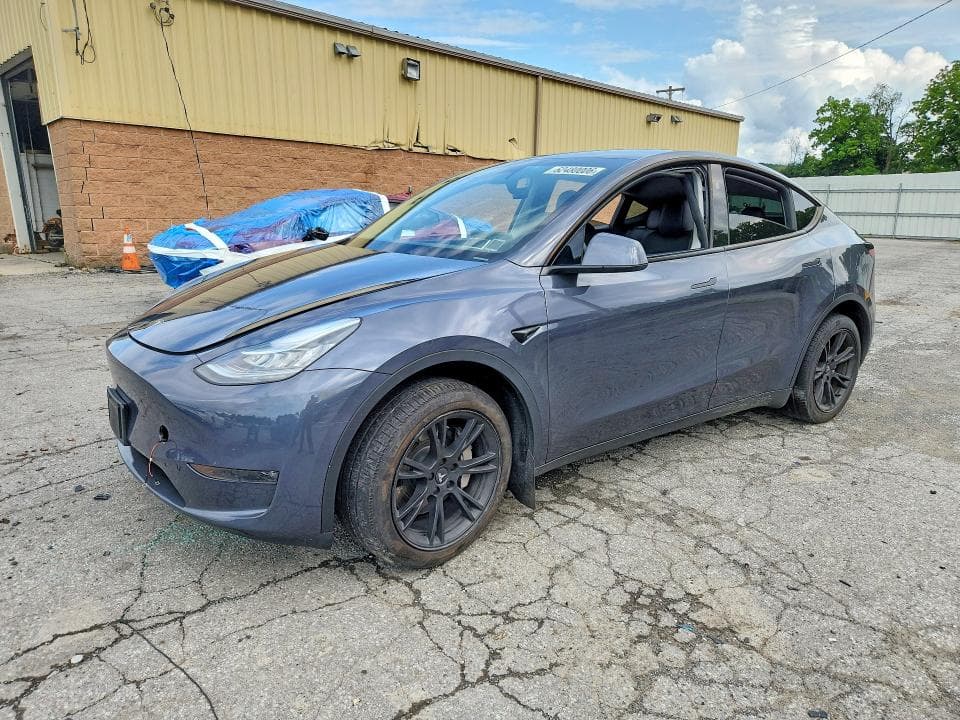 2023 TESLA MODEL Y - 1