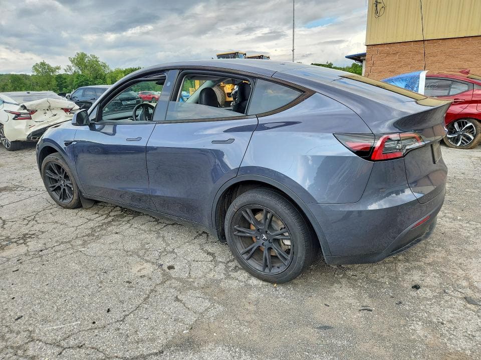 2023 TESLA MODEL Y 2