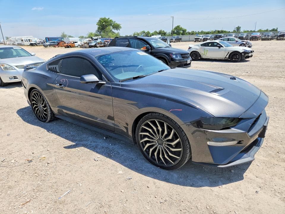 2018 FORD MUSTANG 4