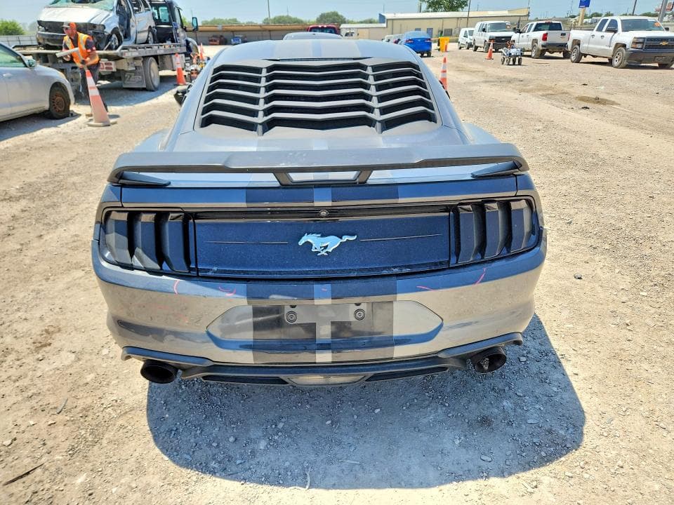 2018 FORD MUSTANG 6