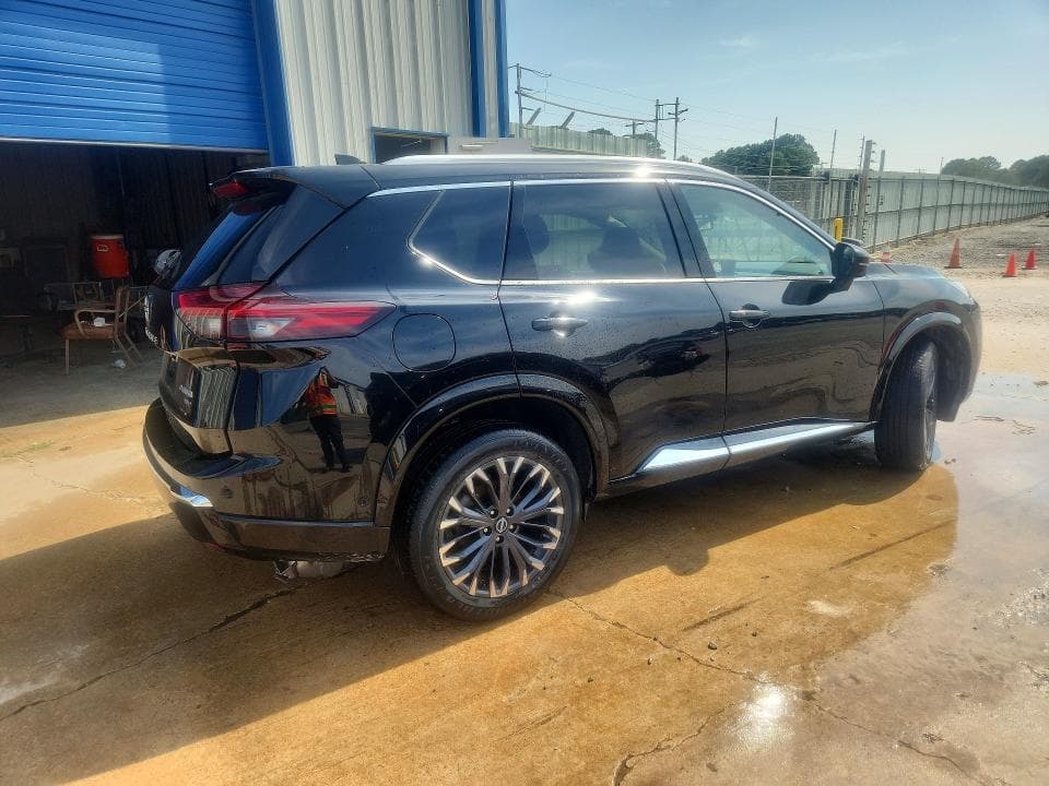 2026 NISSAN ROGUE PLATINUM 3